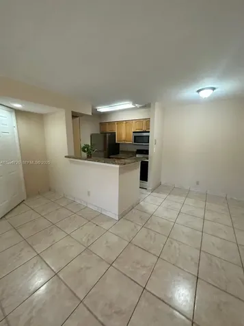 2846 S University Drive Davie FL 33328