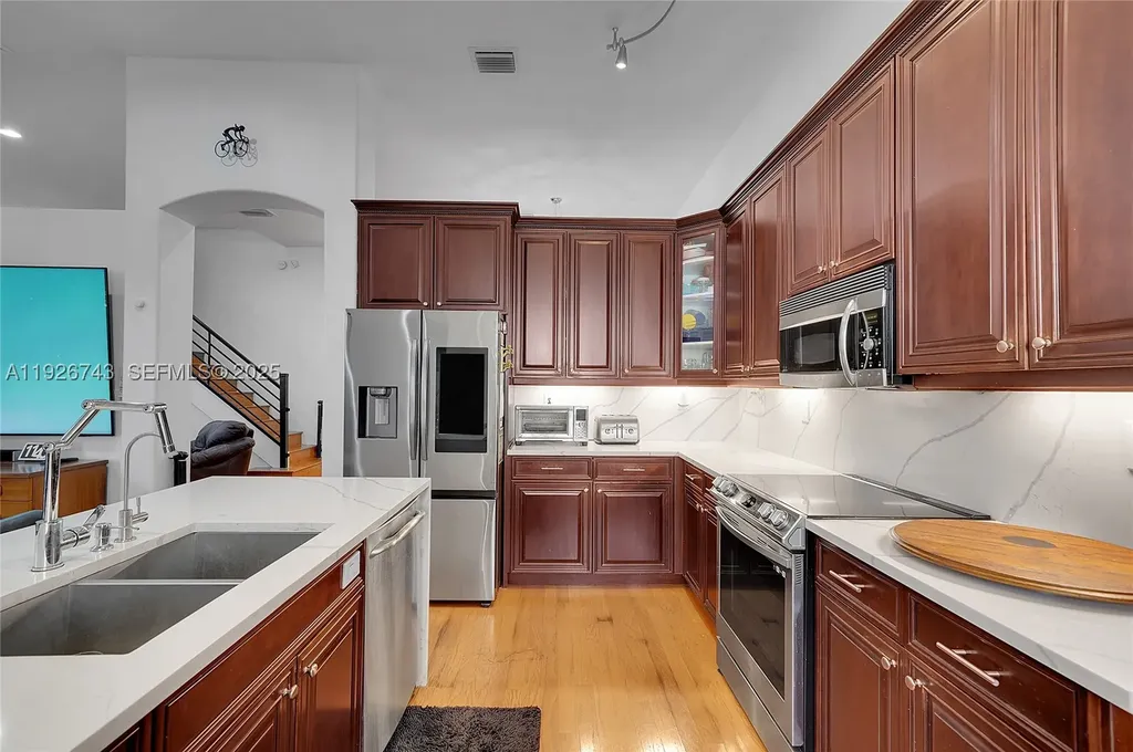1135 Satinleaf Street Hollywood FL 33019