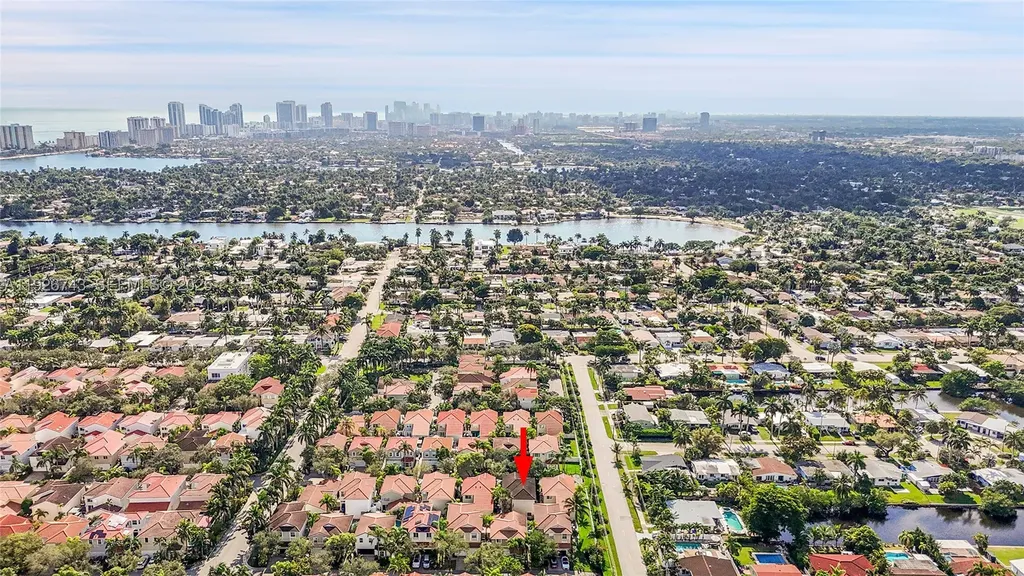 1135 Satinleaf Street Hollywood FL 33019
