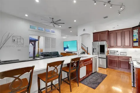 1135 Satinleaf Street Hollywood FL 33019