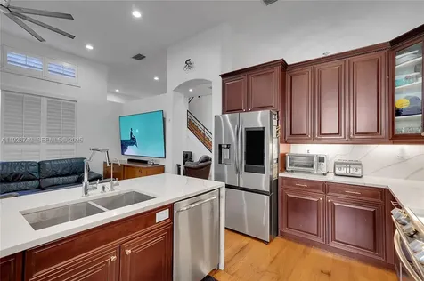 1135 Satinleaf Street Hollywood FL 33019