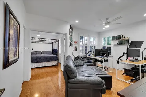 1135 Satinleaf Street Hollywood FL 33019