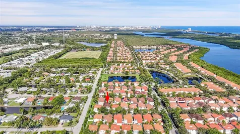 1135 Satinleaf Street Hollywood FL 33019