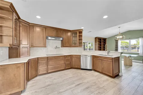 4941 Pelican Street Coconut Creek FL 33073