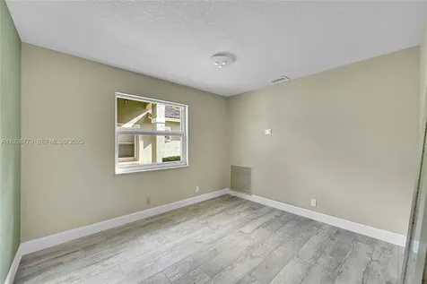 4941 Pelican Street Coconut Creek FL 33073