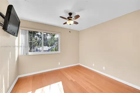 4941 Pelican Street Coconut Creek FL 33073