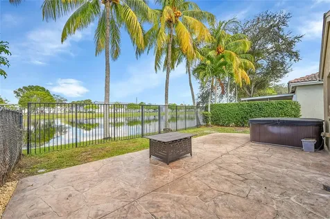 4941 Pelican Street Coconut Creek FL 33073
