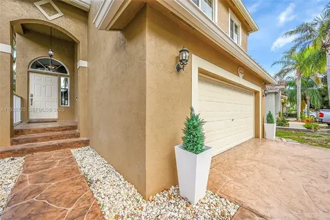 4941 Pelican Street Coconut Creek FL 33073