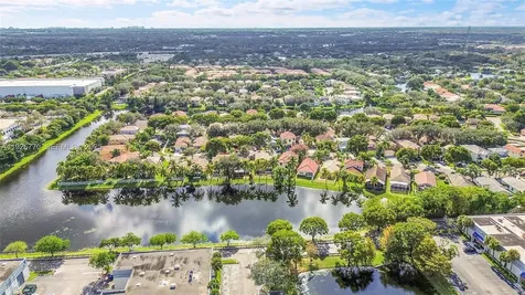 4941 Pelican Street Coconut Creek FL 33073