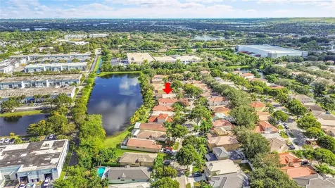 4941 Pelican Street Coconut Creek FL 33073