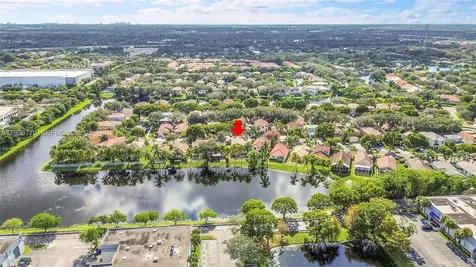 4941 Pelican Street Coconut Creek FL 33073