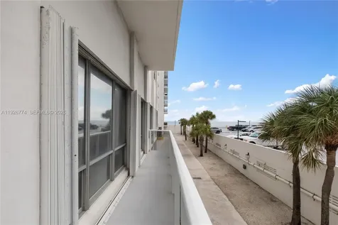 2751 S Ocean Drive Hollywood FL 33019