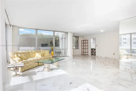 2751 S Ocean Drive Hollywood FL 33019