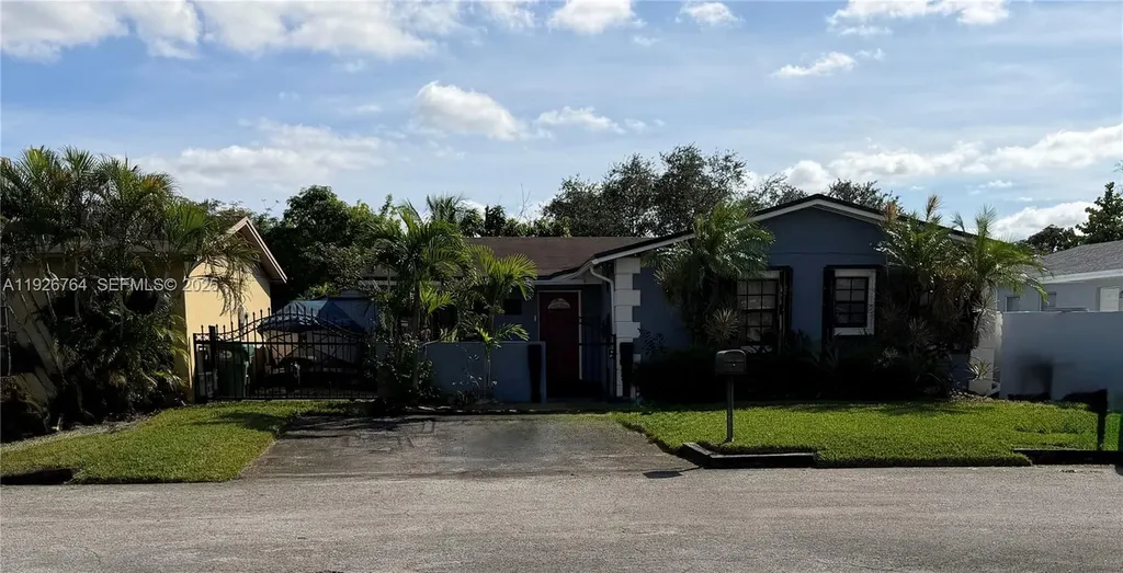 2926 NW 191st Lane Miami Gardens FL 33056