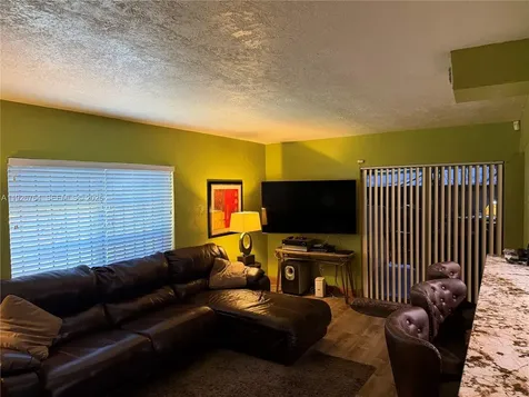 2926 NW 191st Lane Miami Gardens FL 33056
