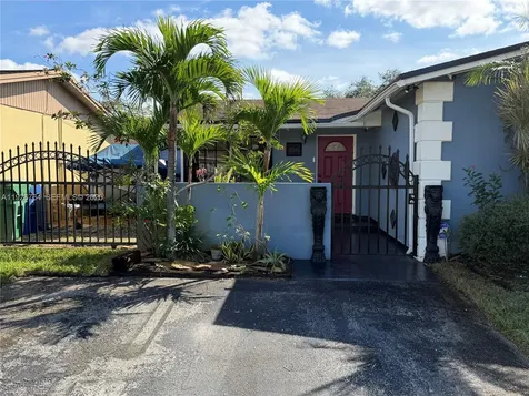 2926 NW 191st Lane Miami Gardens FL 33056