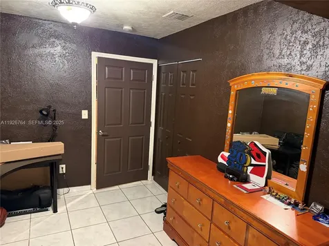 2926 NW 191st Lane Miami Gardens FL 33056