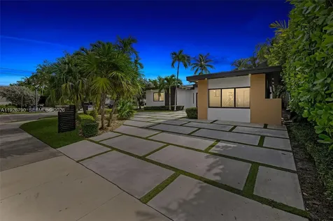 1200 Cleveland Road Miami Beach FL 33141