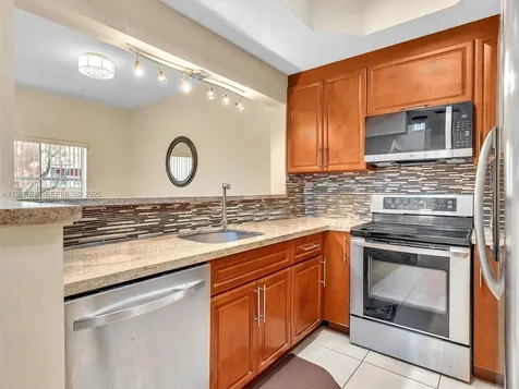 2150 Anchor Court Dania Beach FL 33312