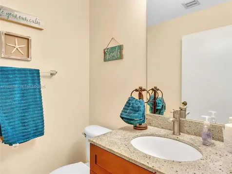 2150 Anchor Court Dania Beach FL 33312