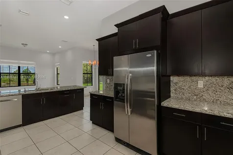 3320 NW 84th Way Cooper City FL 33024
