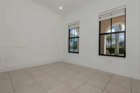3320 NW 84th Way Cooper City FL 33024