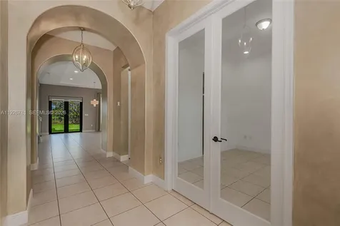 3320 NW 84th Way Cooper City FL 33024