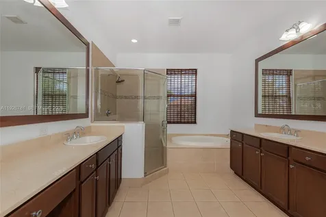 3320 NW 84th Way Cooper City FL 33024