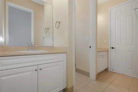 3320 NW 84th Way Cooper City FL 33024