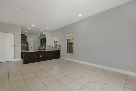 3320 NW 84th Way Cooper City FL 33024