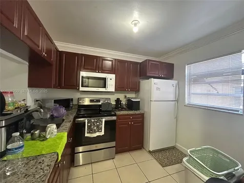 19805 SW 114th Avenue Miami FL 33157