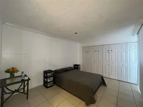 19805 SW 114th Avenue Miami FL 33157