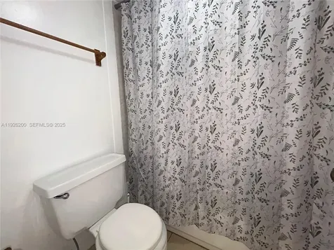 19805 SW 114th Avenue Miami FL 33157