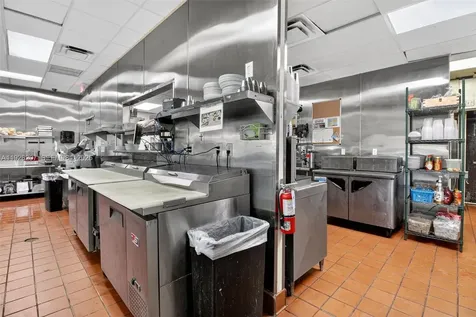 Fully Turnkey Restaurant For Sale In The Heart Of Pinecrest Pinecrest FL 33156