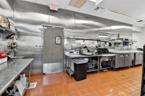 Fully Turnkey Restaurant For Sale In The Heart Of Pinecrest Pinecrest FL 33156