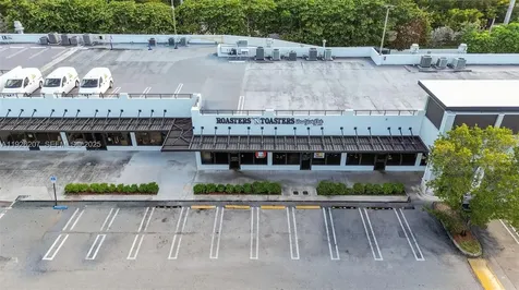 Fully Turnkey Restaurant For Sale In The Heart Of Pinecrest Pinecrest FL 33156