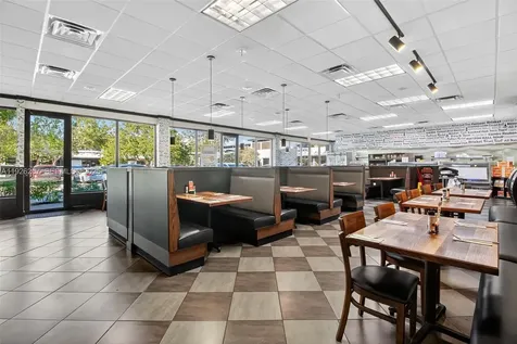Fully Turnkey Restaurant For Sale In The Heart Of Pinecrest Pinecrest FL 33156