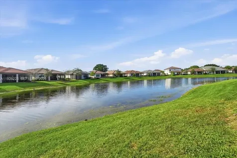 8213 Cassia Terrace Tamarac FL 33321