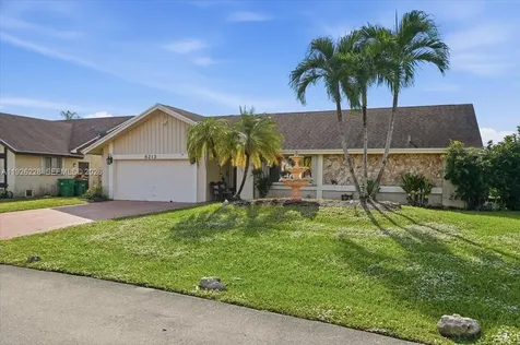8213 Cassia Terrace Tamarac FL 33321