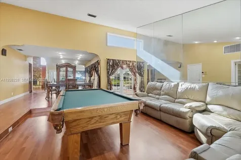 8213 Cassia Terrace Tamarac FL 33321