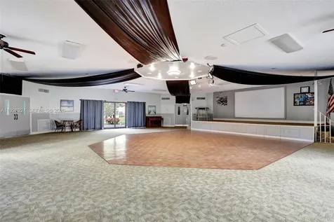 4806 NW 36th Street Lauderdale Lakes FL 33319