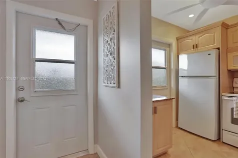 4806 NW 36th Street Lauderdale Lakes FL 33319