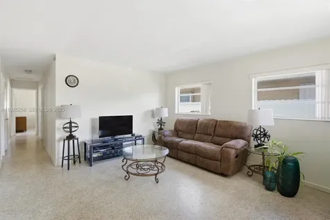 10551 SW 27th Street Miami FL 33165