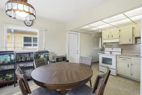 10551 SW 27th Street Miami FL 33165