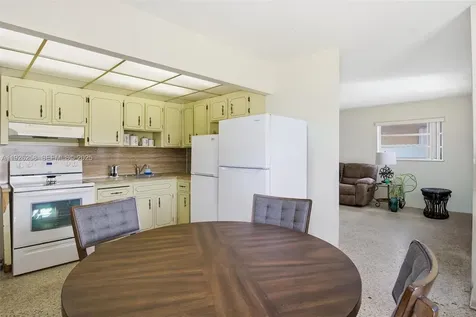 10551 SW 27th Street Miami FL 33165