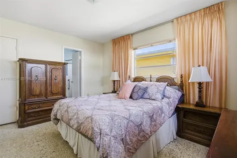 10551 SW 27th Street Miami FL 33165