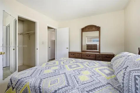 10551 SW 27th Street Miami FL 33165