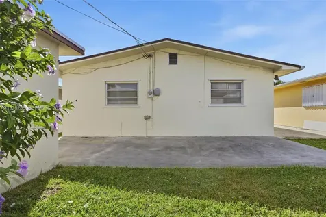 10551 SW 27th Street Miami FL 33165