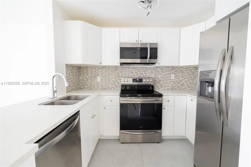 8305 SW 72nd Avenue Miami FL 33143
