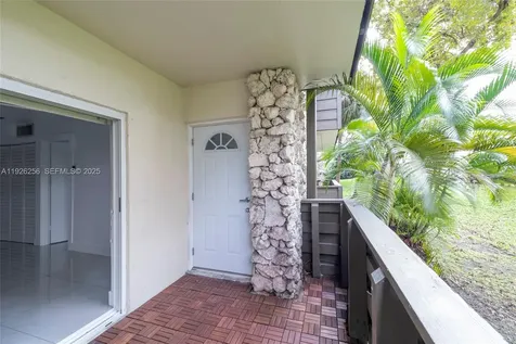8305 SW 72nd Avenue Miami FL 33143
